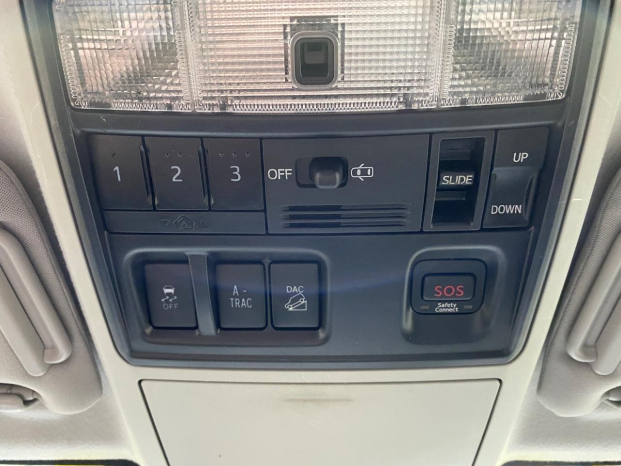 Toyota 4Runner Limited 4WD 2016