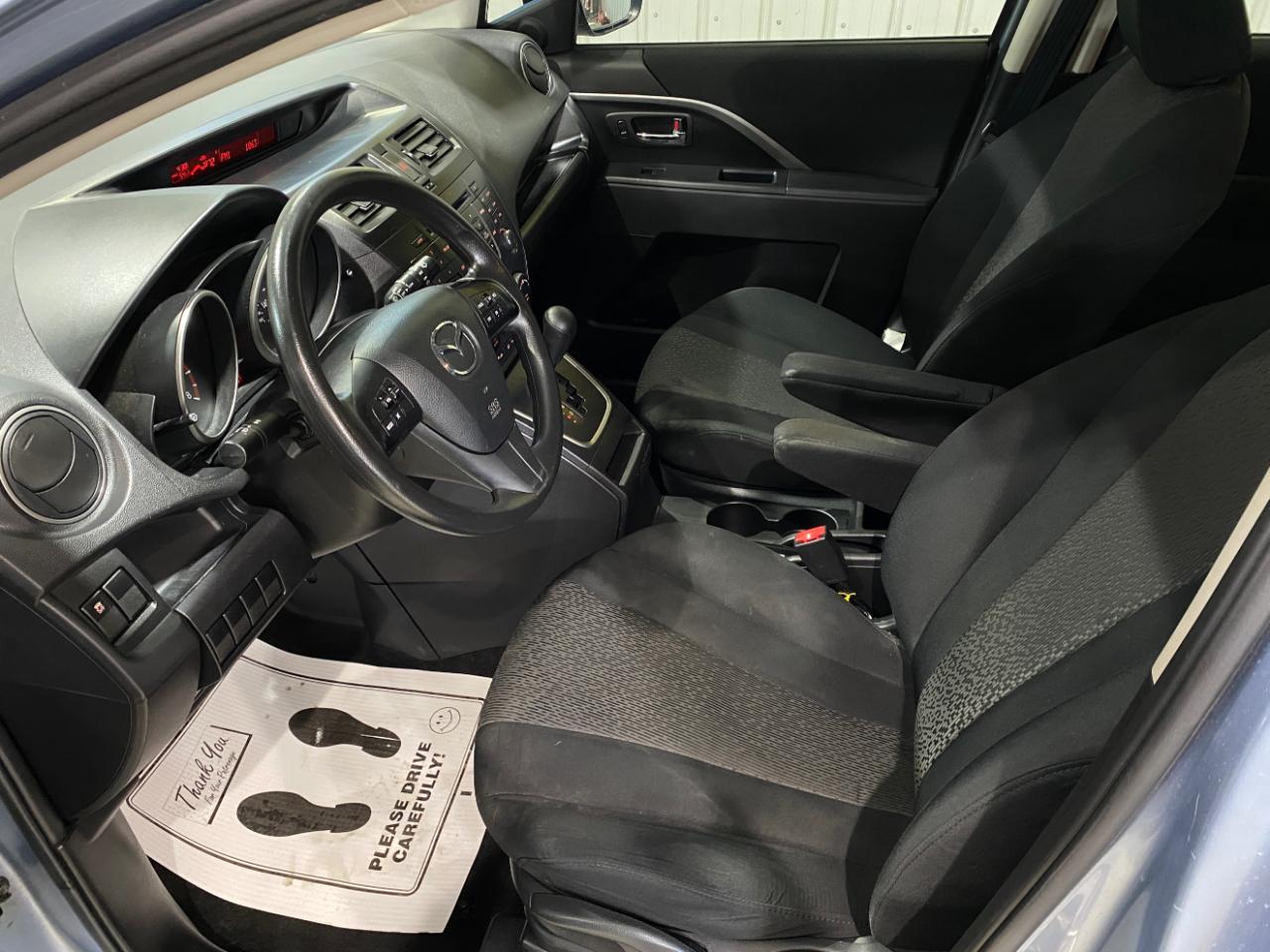 Mazda MAZDA5 Sport 2012