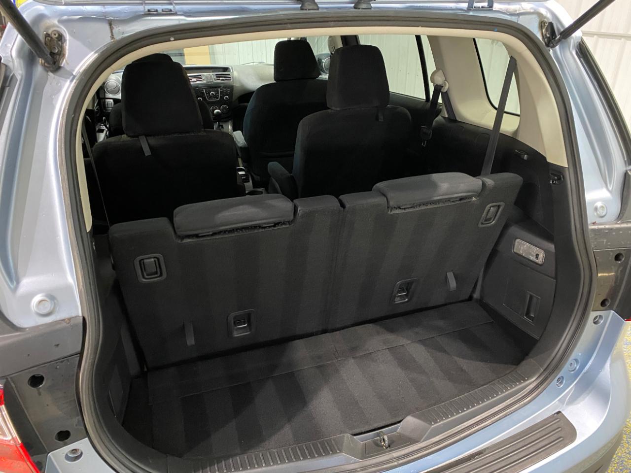 Mazda MAZDA5 Sport 2012