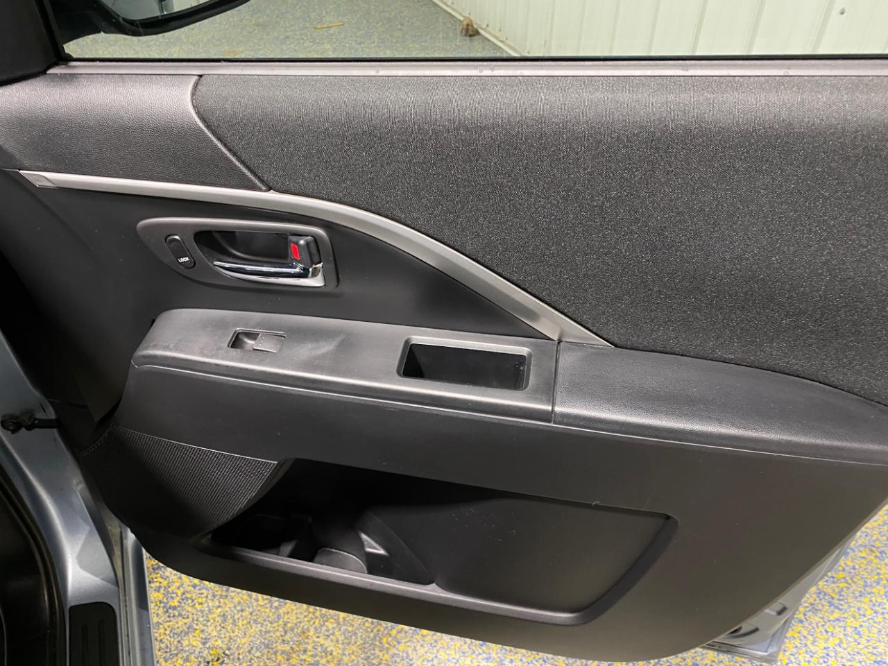 Mazda MAZDA5 Sport 2012