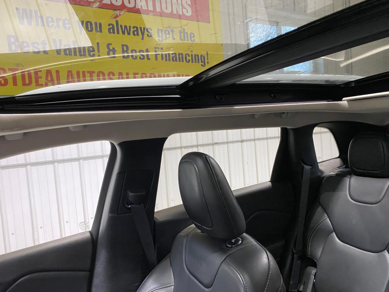 Jeep Cherokee Limited 4WD 2017