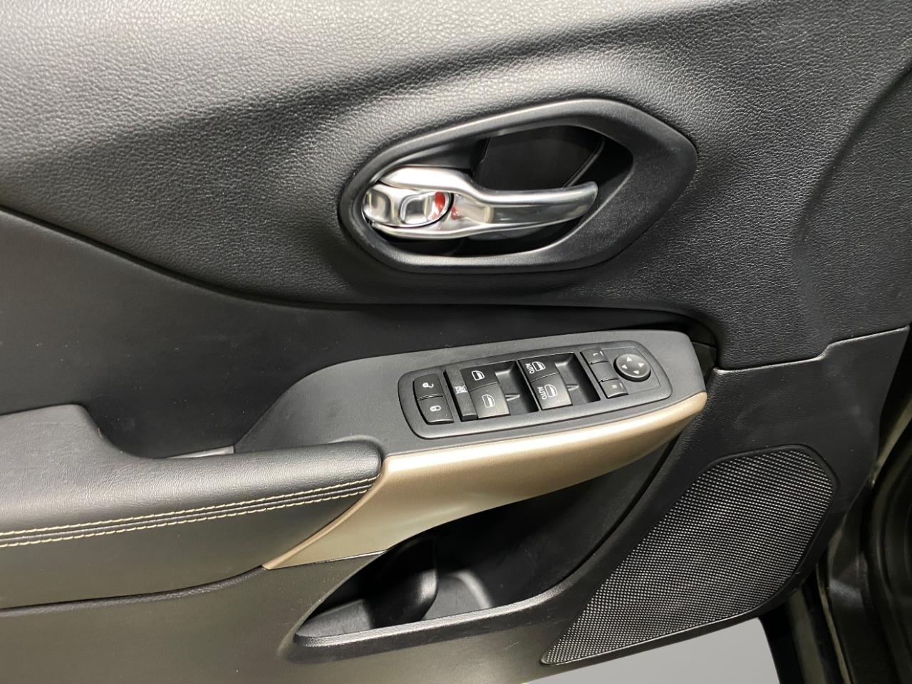 Jeep Cherokee Limited 4WD 2017