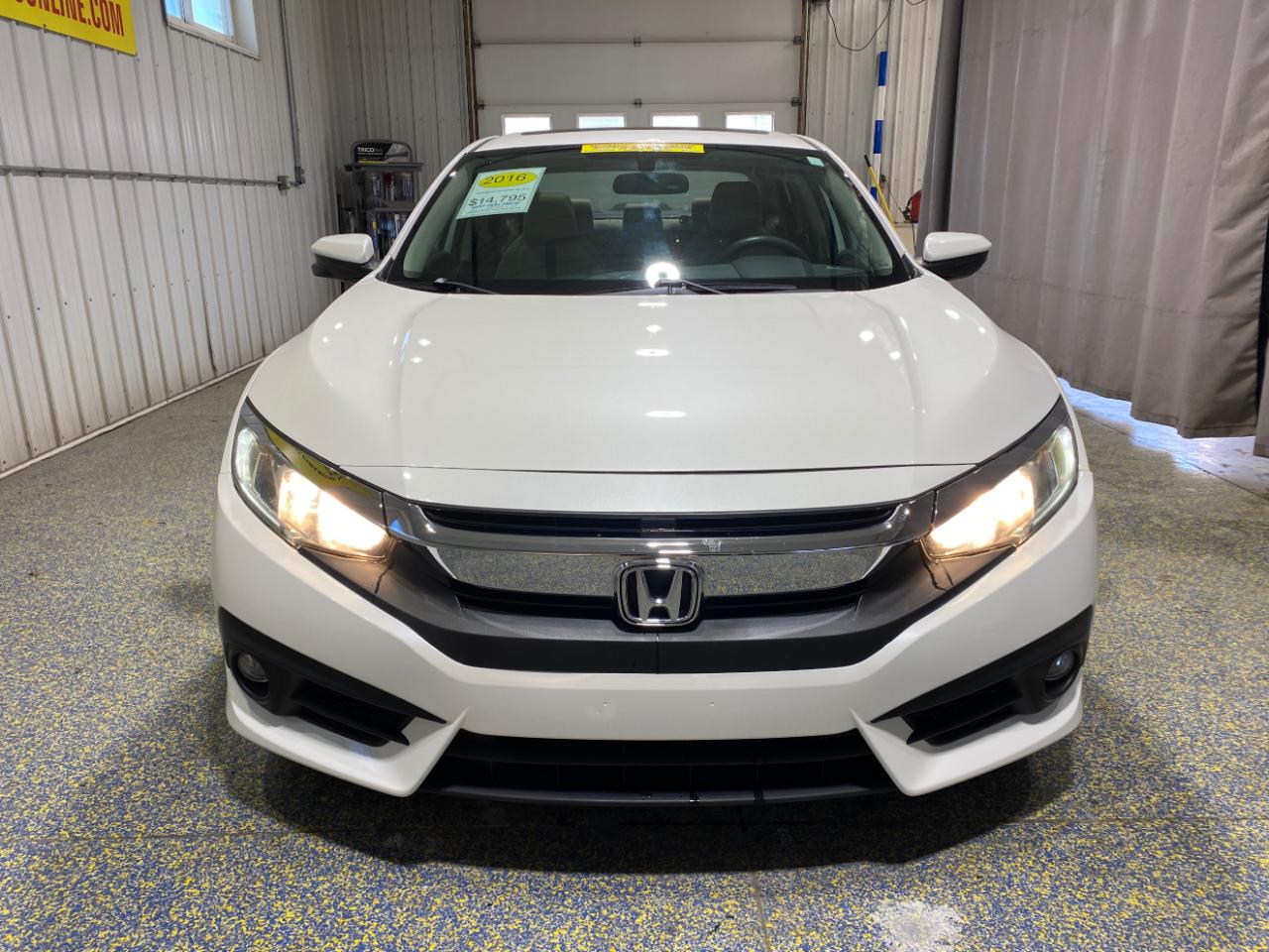 Honda Civic EX-T Sedan CVT 2016