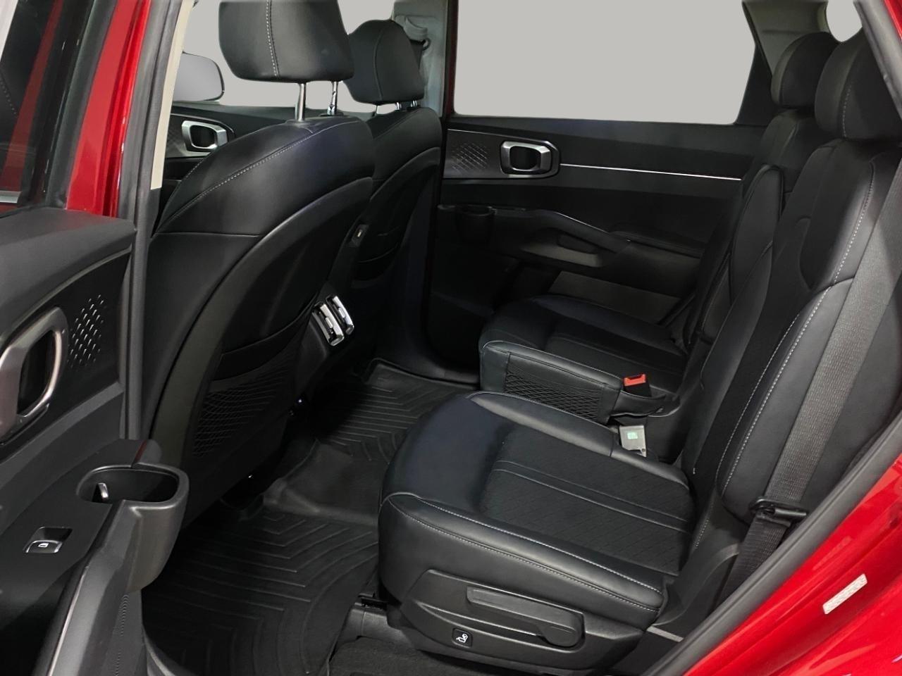 Kia Sorento Hybrid EX 2021