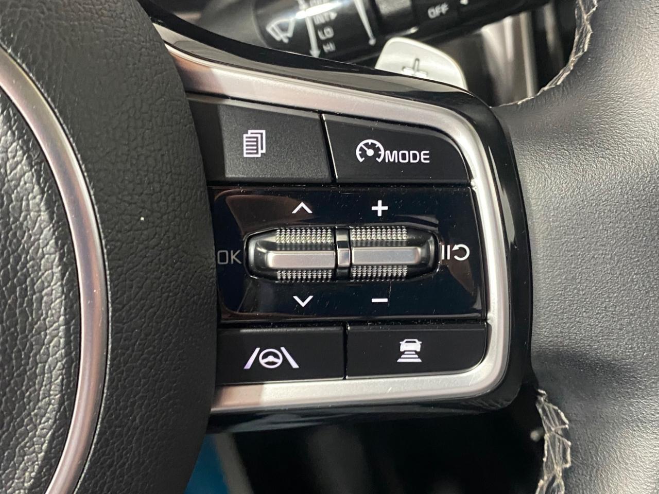Kia Sorento Hybrid EX 2021