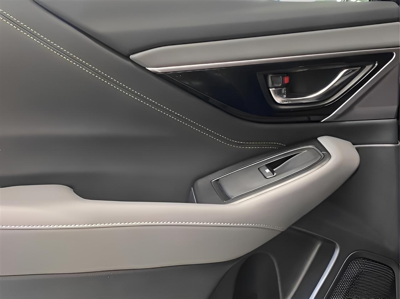 Subaru Outback  2023