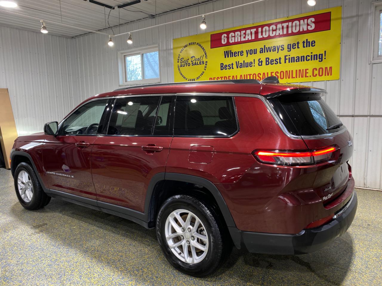 Jeep Grand Cherokee L Laredo 4WD 2023