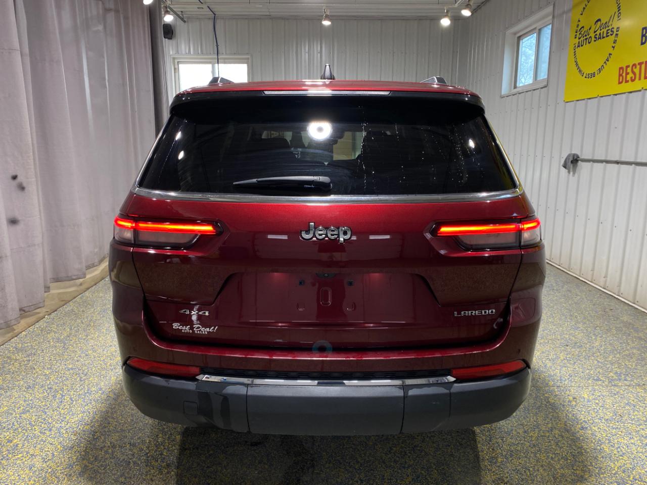 Jeep Grand Cherokee L Laredo 4WD 2023