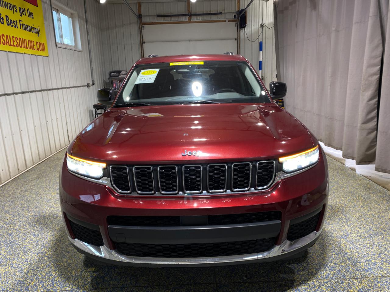 Jeep Grand Cherokee L Laredo 4WD 2023