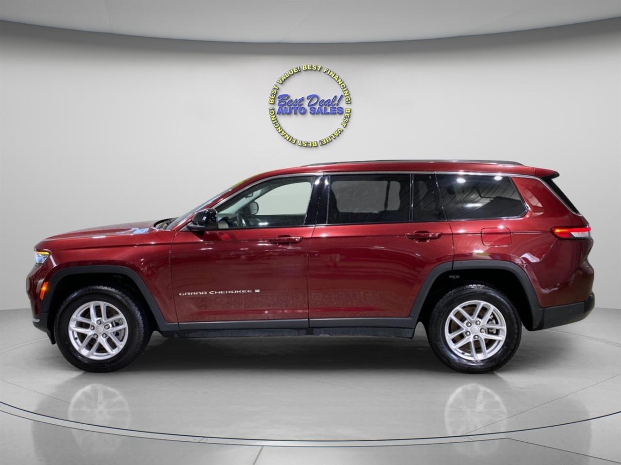 Jeep Grand Cherokee L Laredo 4WD 2023