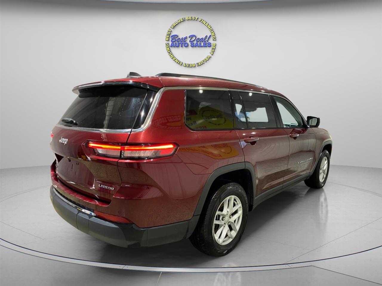 Jeep Grand Cherokee L Laredo 4WD 2023