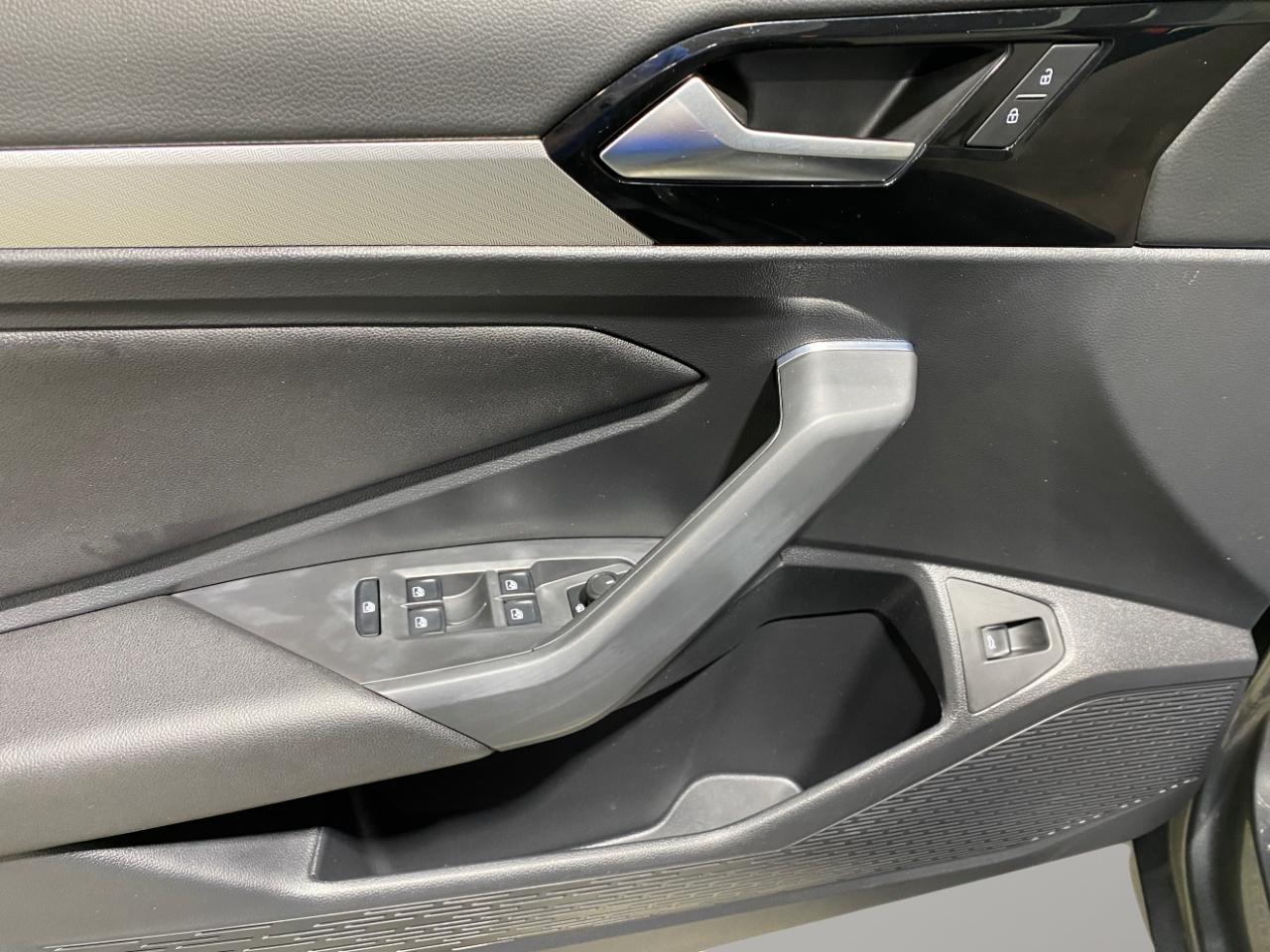 Volkswagen Jetta 1.4T R-Line 8A 2019