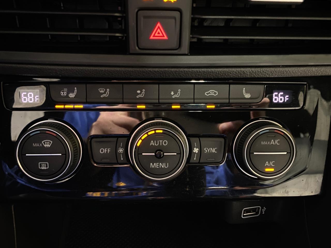 Volkswagen Jetta 1.4T R-Line 8A 2019