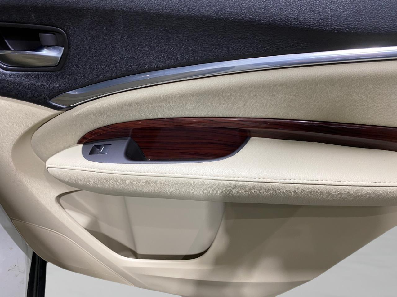 Acura MDX SH-AWD 6-Spd AT w/Tech Package 2015