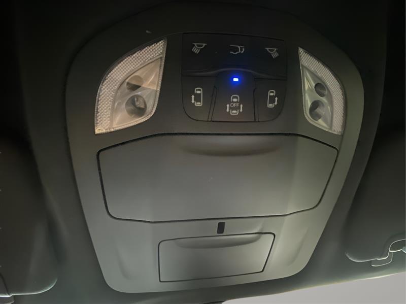 Chrysler Pacifica Touring 2023