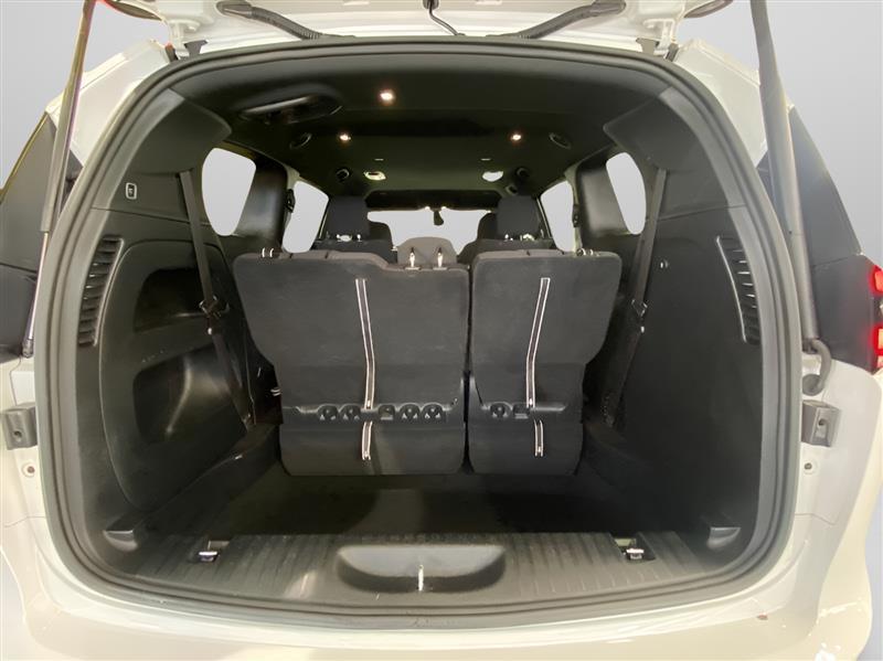 Chrysler Pacifica Touring 2023