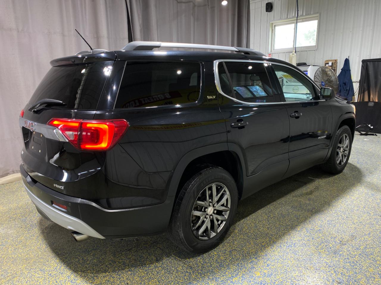 GMC Acadia  2017