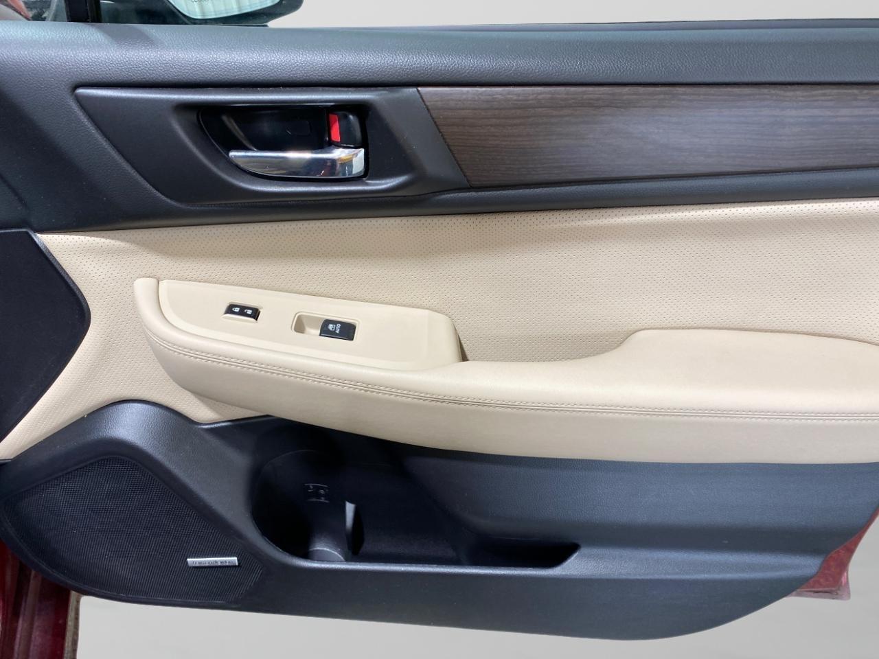 Subaru Legacy 2.5i Limited 2016