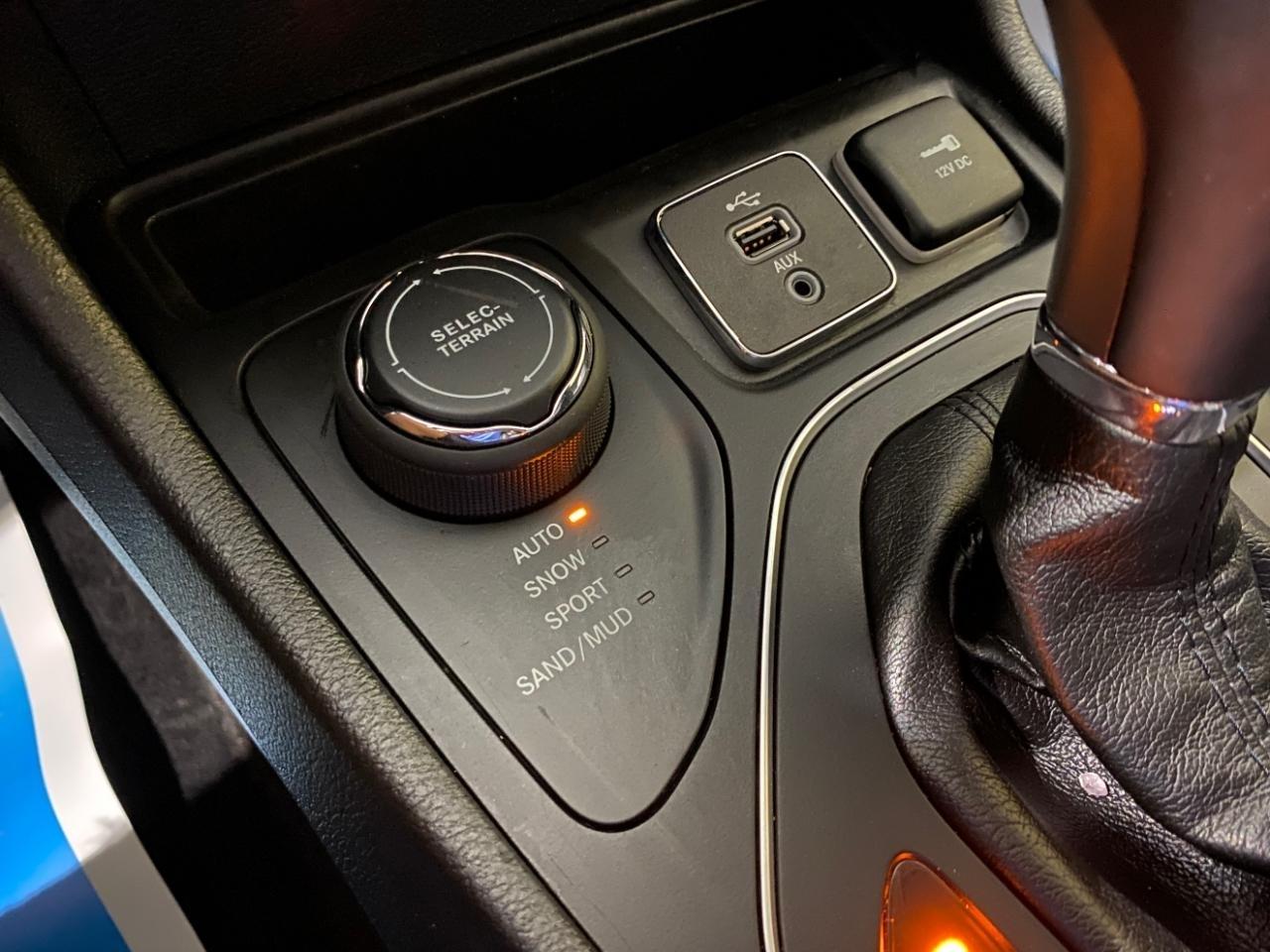 Jeep Cherokee Latitude Plus 4WD 2019