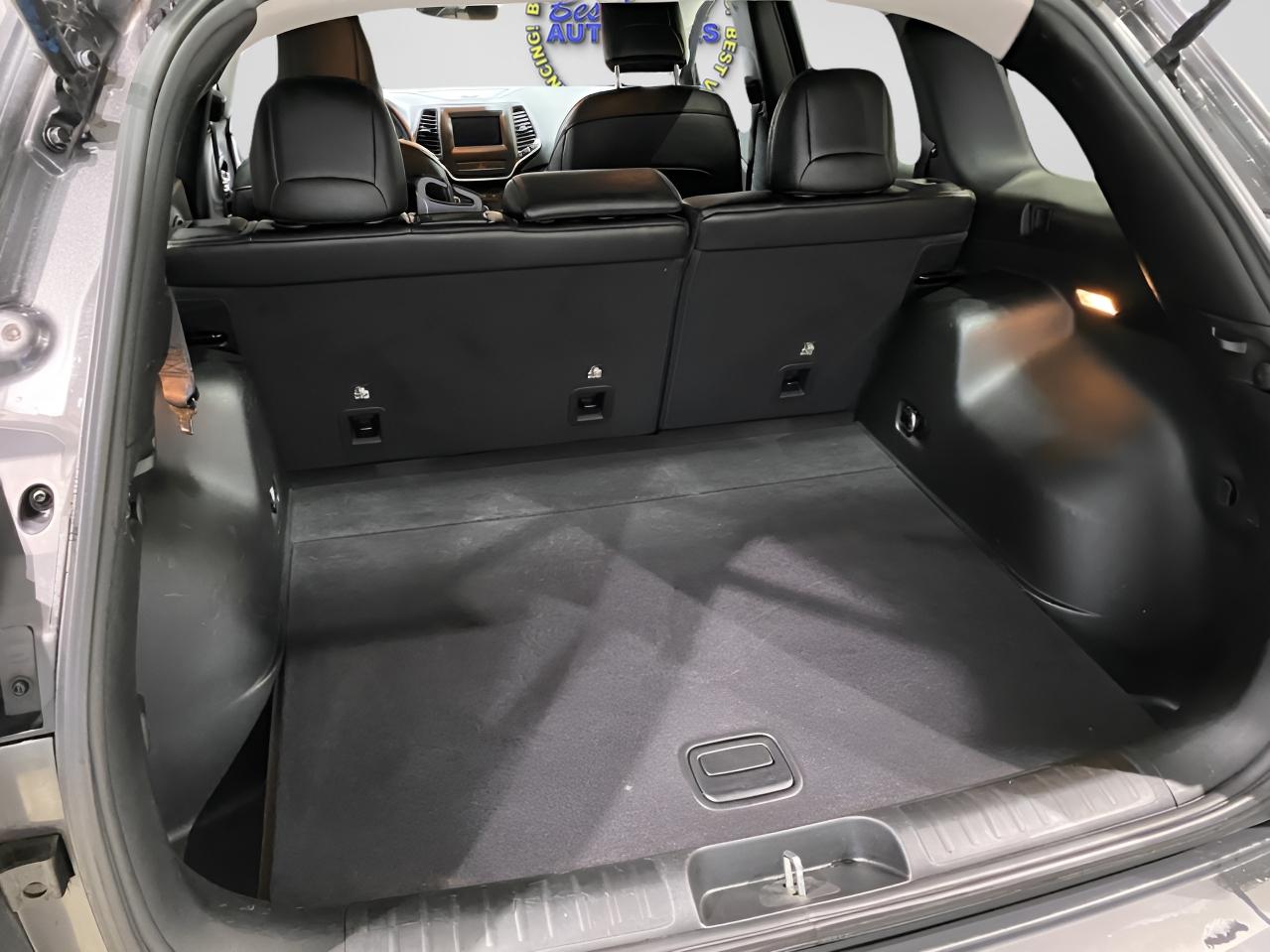 Jeep Cherokee Latitude Plus 4WD 2019