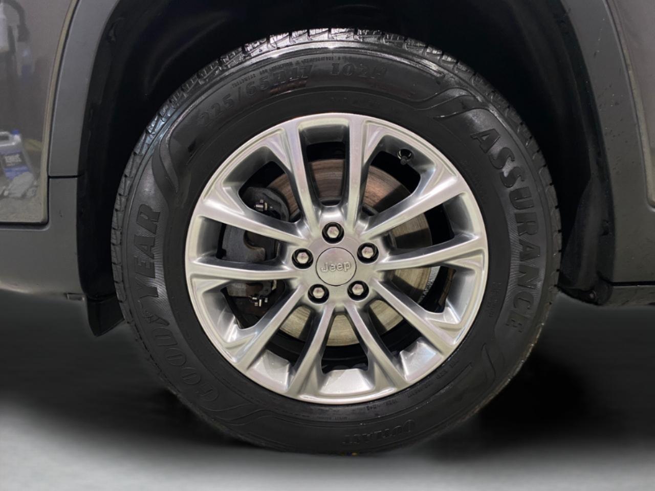 Jeep Cherokee Latitude Plus 4WD 2019