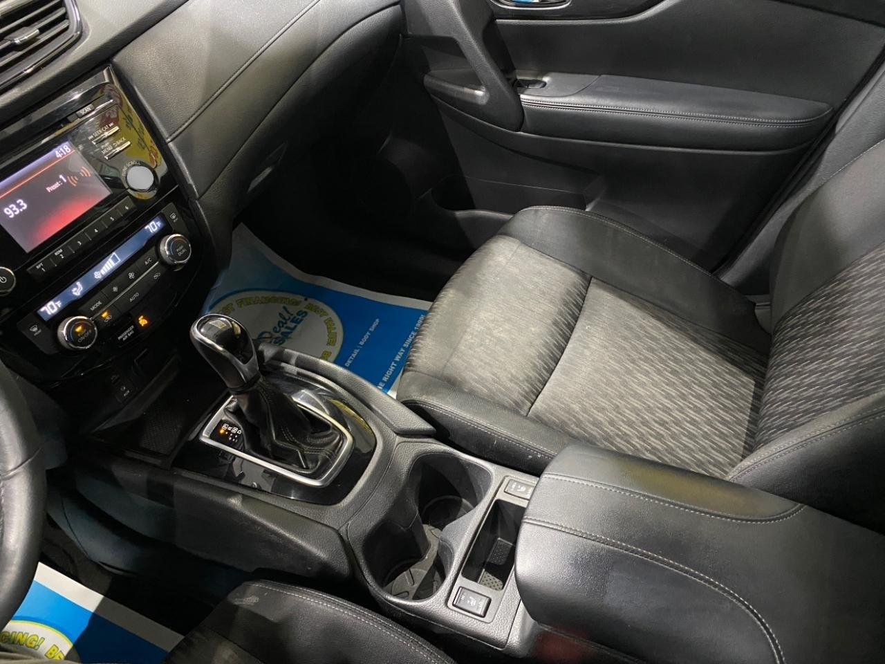 Nissan Rogue SV AWD 2017