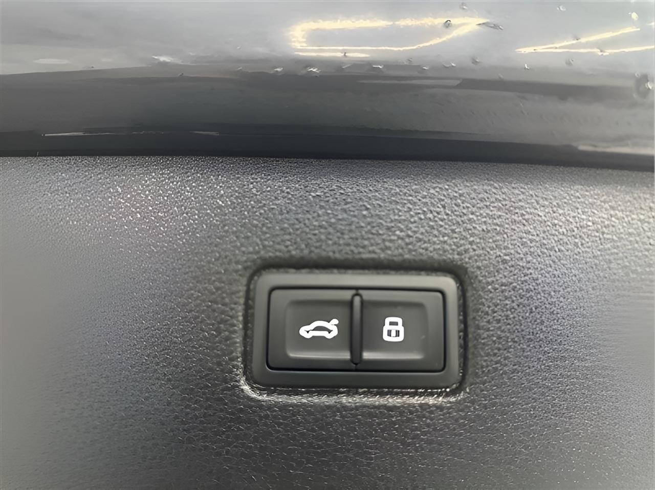Audi Q7 Premium Plus 55 TFSI quattro 2023