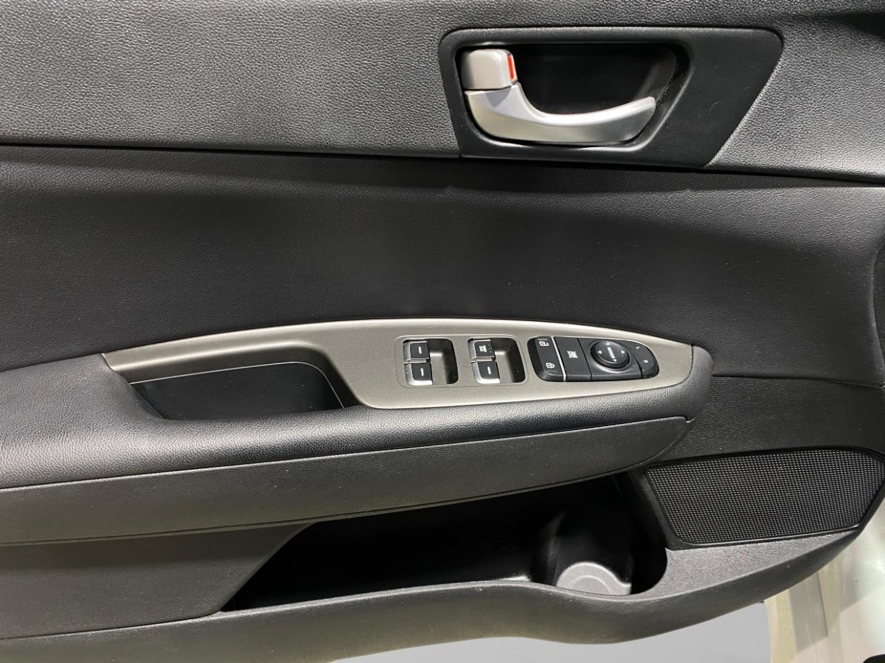 Kia Optima LX 2020