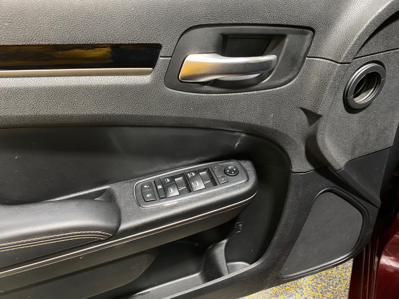 Chrysler 300 S V6 RWD 2019