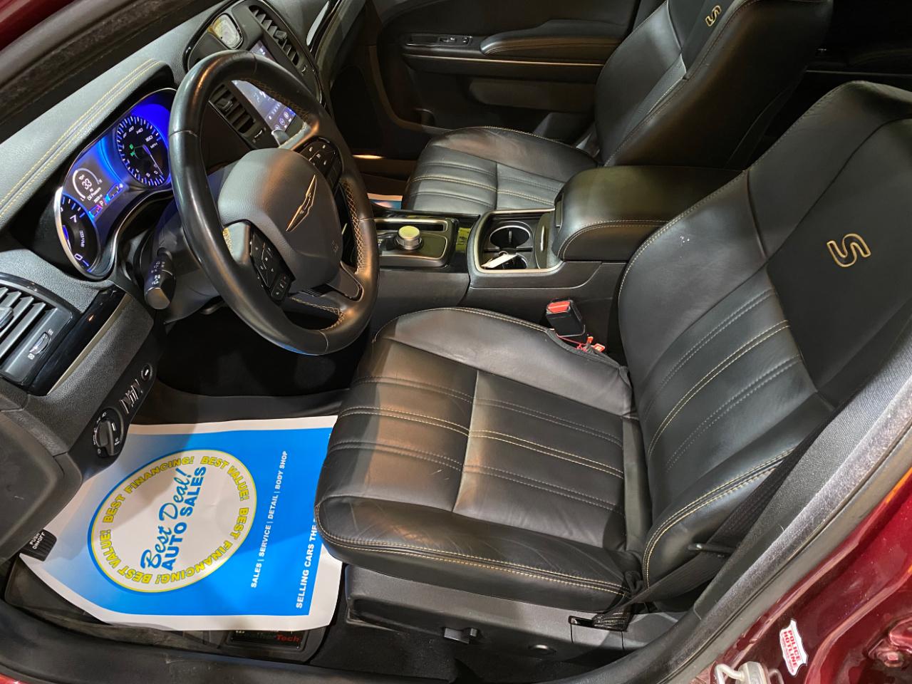 Chrysler 300 S V6 RWD 2019