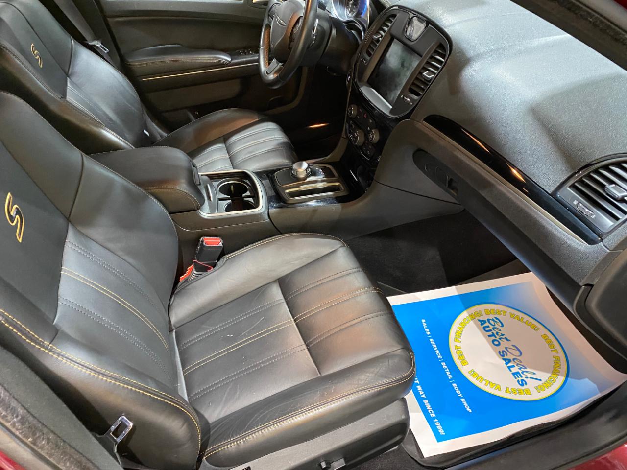 Chrysler 300 S V6 RWD 2019