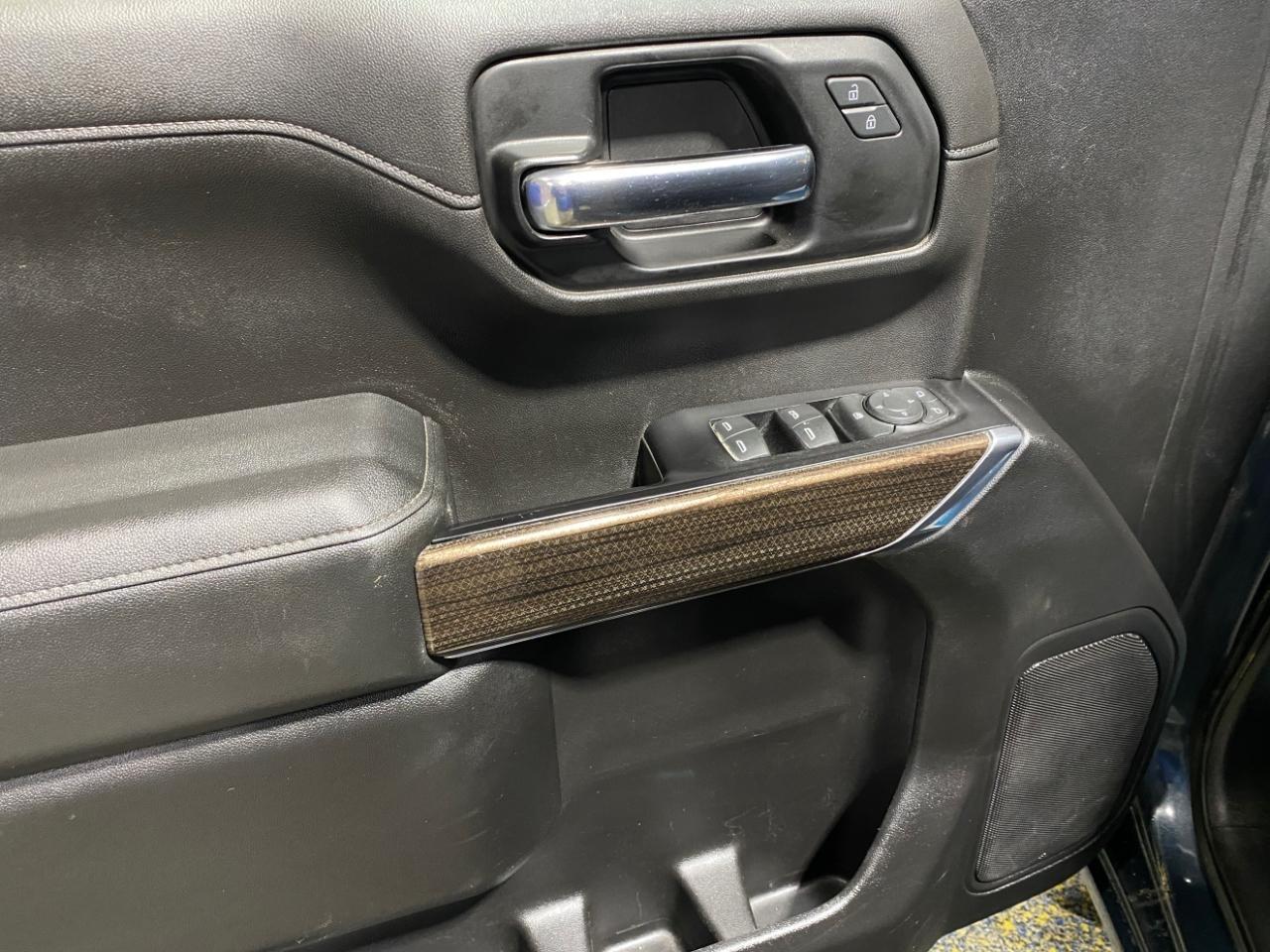 Chevrolet Silverado 1500 LT Crew Cab 4WD 2020