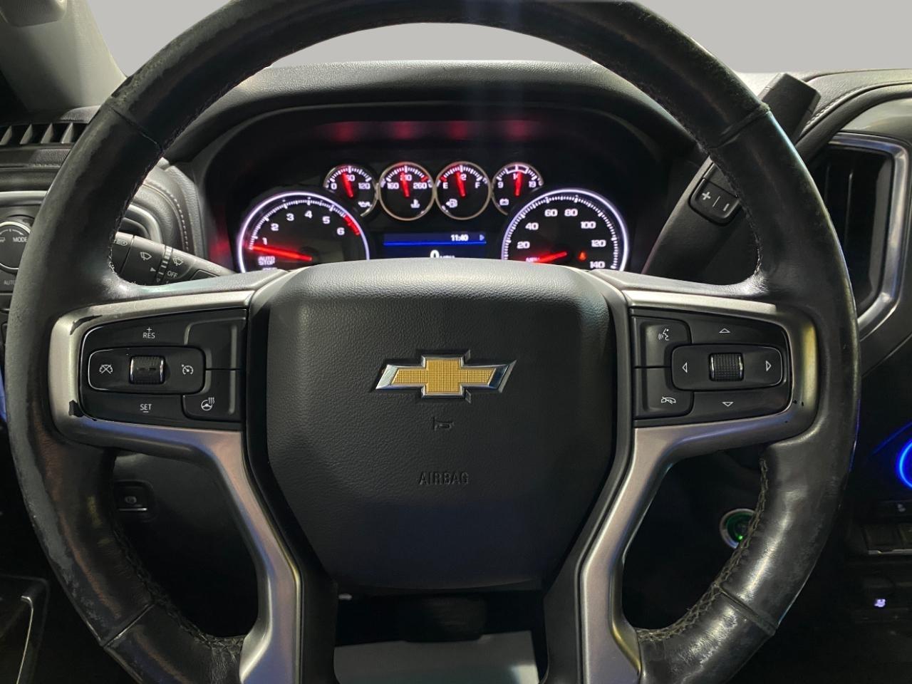 Chevrolet Silverado 1500 LT Crew Cab 4WD 2020