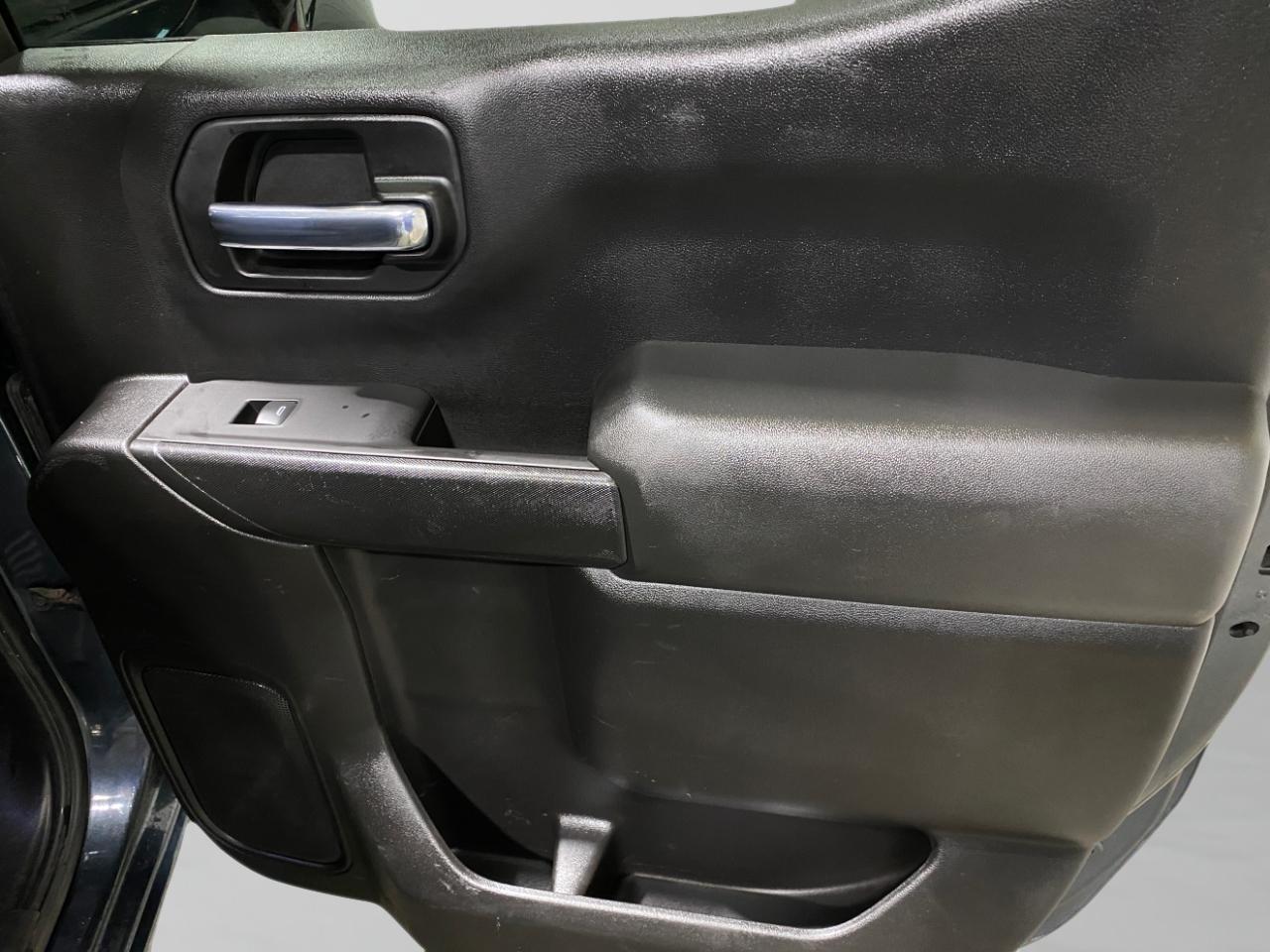 Chevrolet Silverado 1500 LT Crew Cab 4WD 2020