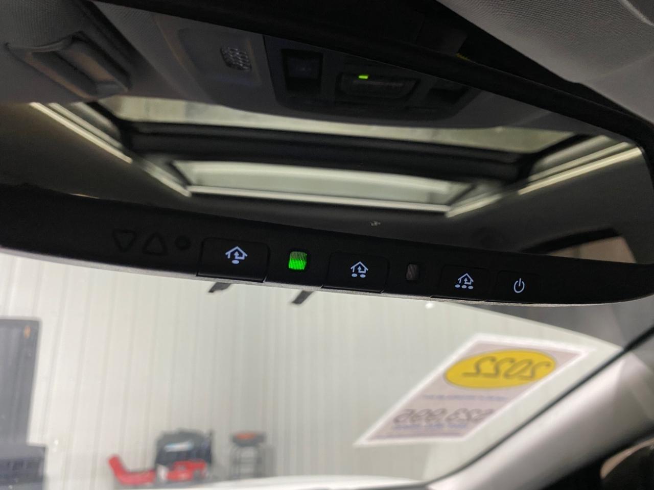 Toyota Camry XSE AWD 2022