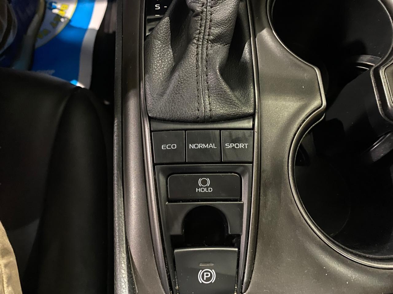 Toyota Camry XSE AWD 2022