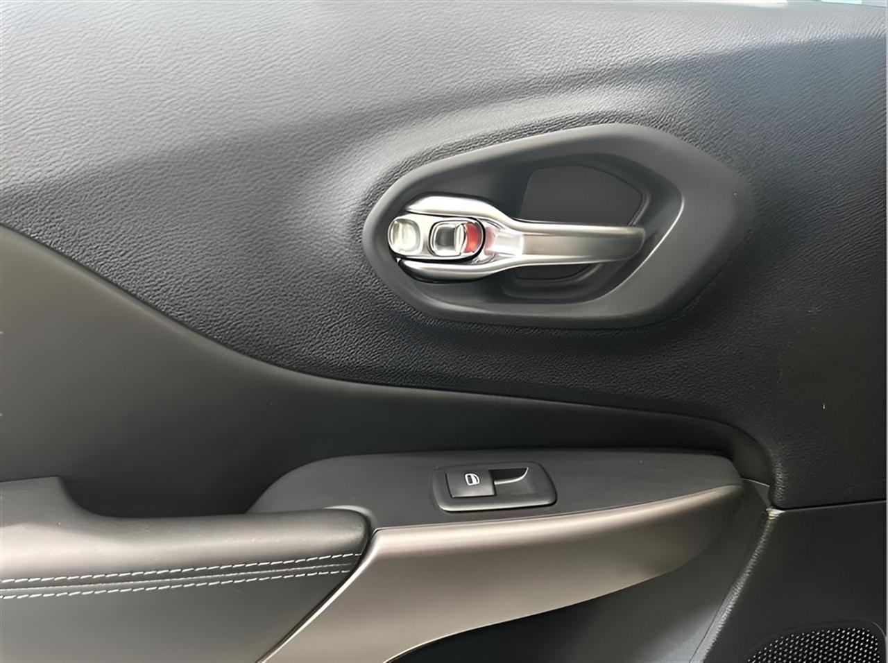 2021 Jeep Cherokee Latitude - Photo 9
