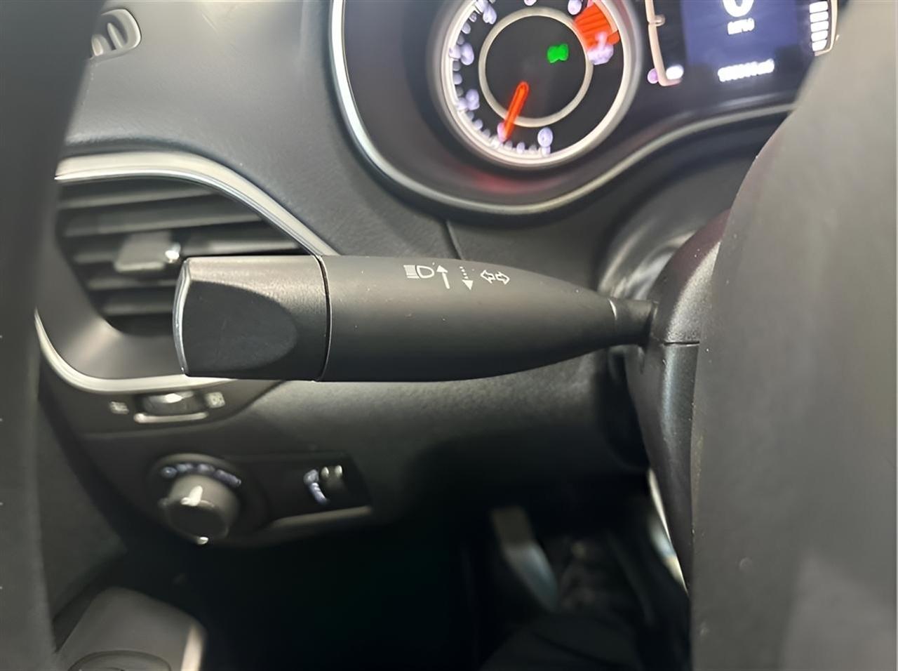 2021 Jeep Cherokee Latitude - Photo 17