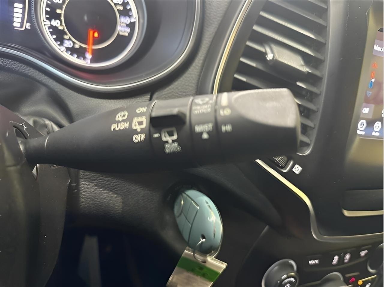 2021 Jeep Cherokee Latitude - Photo 18
