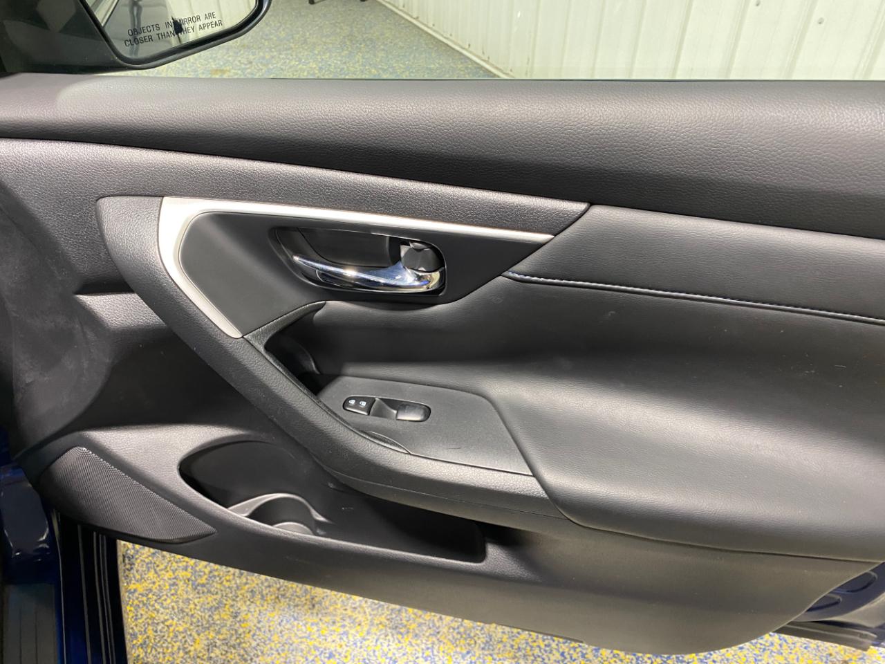 Nissan Altima 2.5 SR 2016