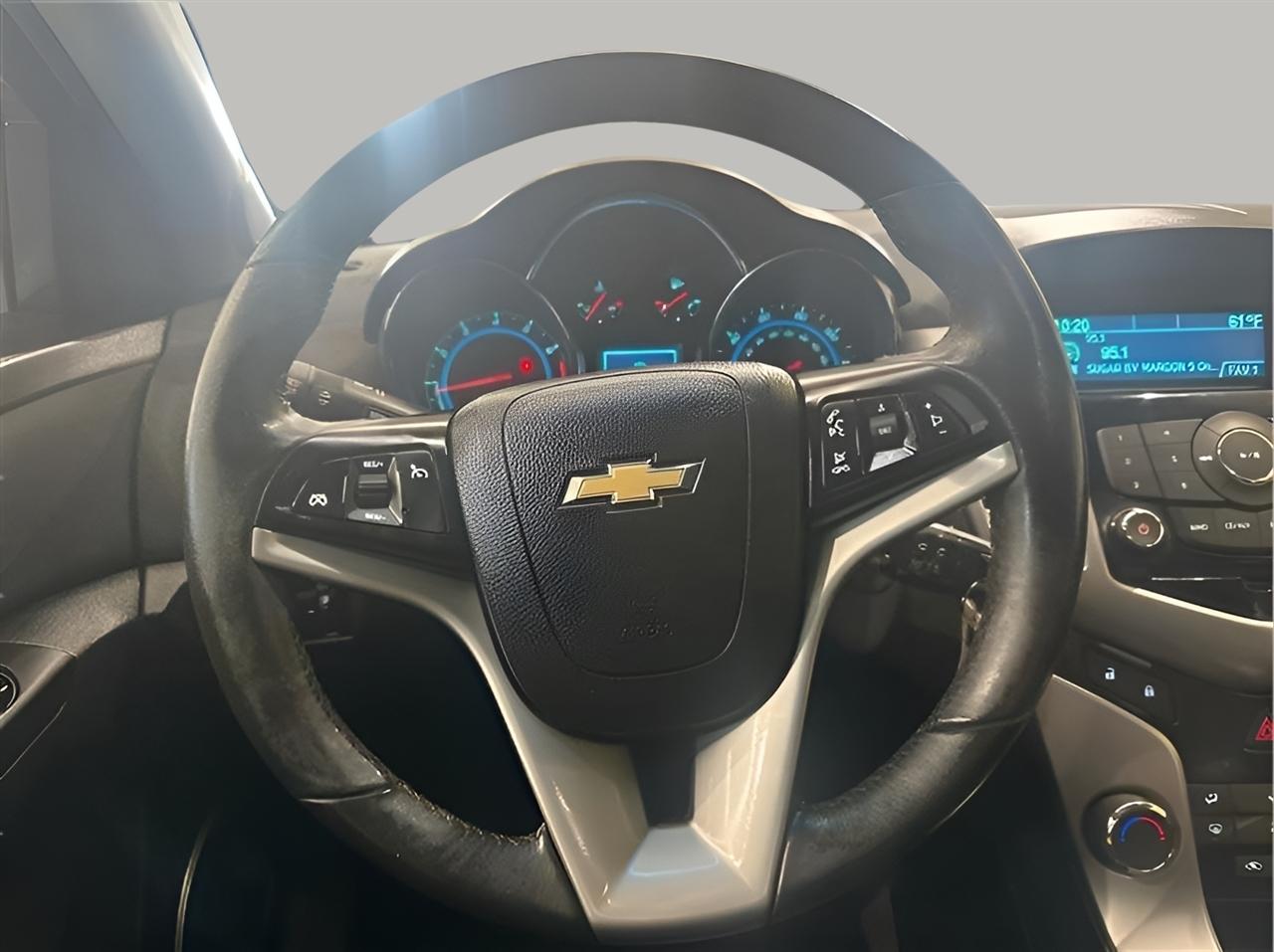 Chevrolet Cruze 1LT 2012