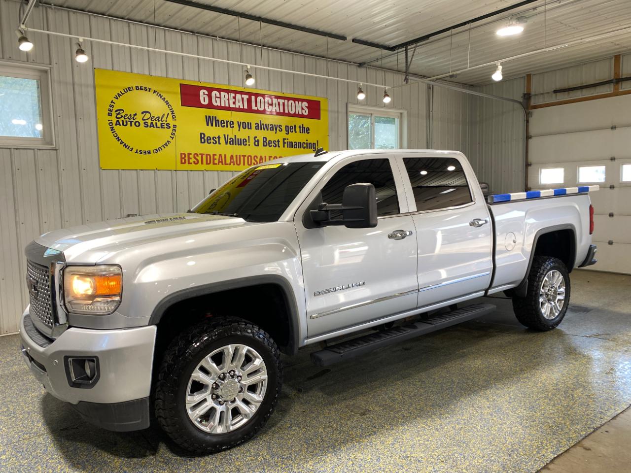 2015 GMC Sierra 2500HD Denali Crew Cab 6.5 FT Bed 4WD