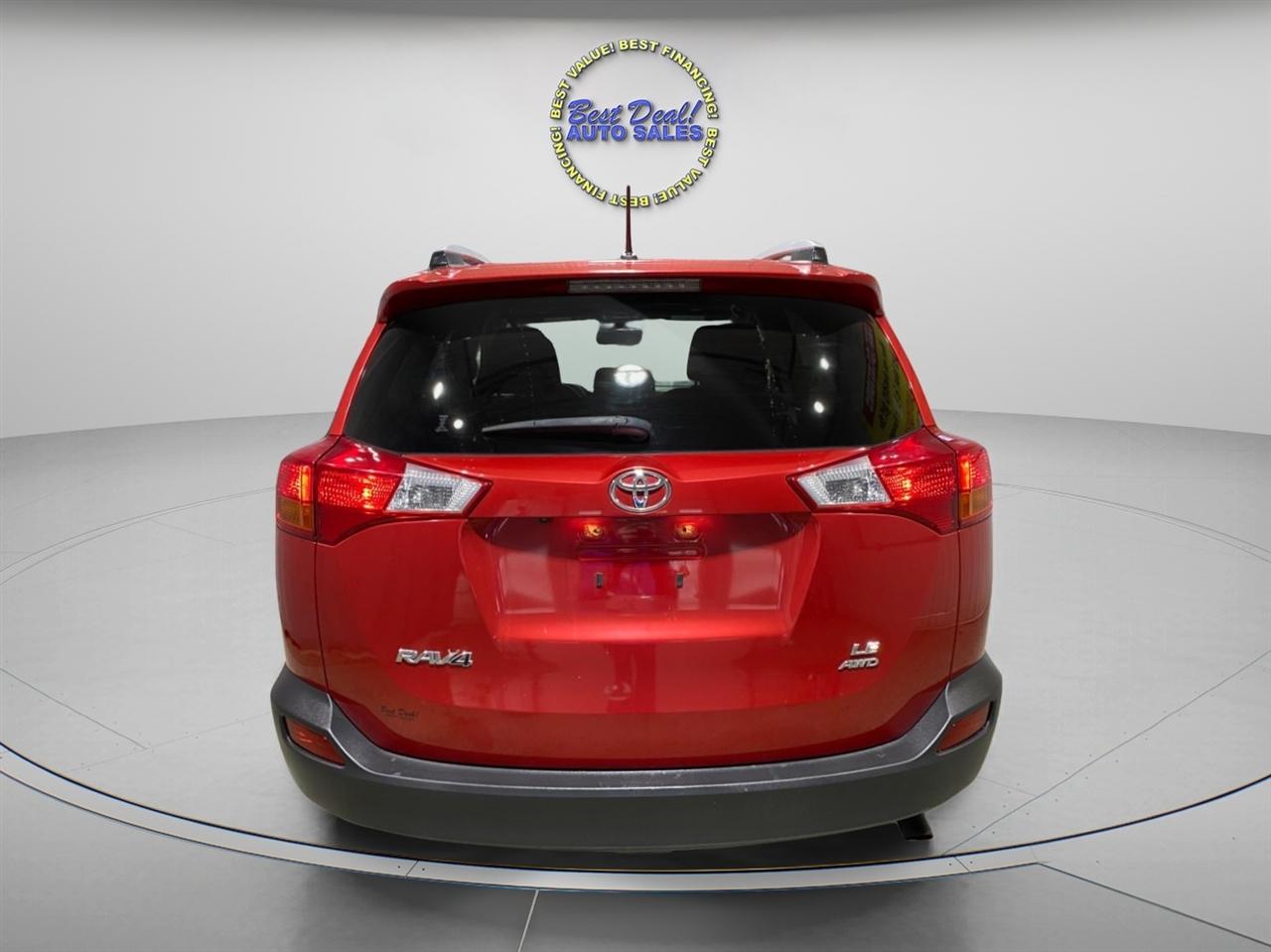 Toyota RAV4 LE AWD 2015