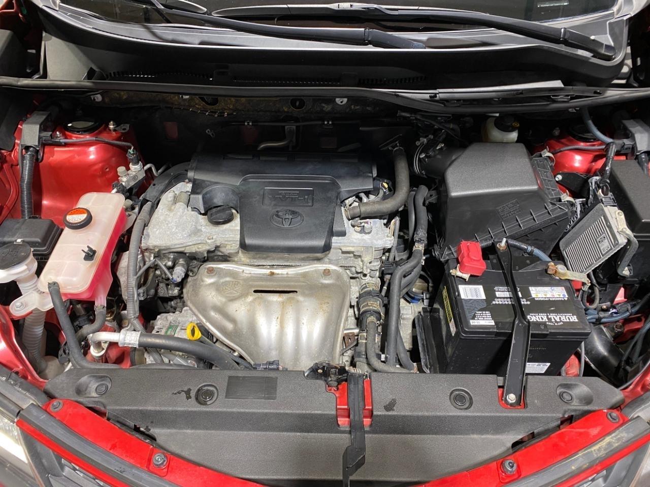 Toyota RAV4 LE AWD 2015