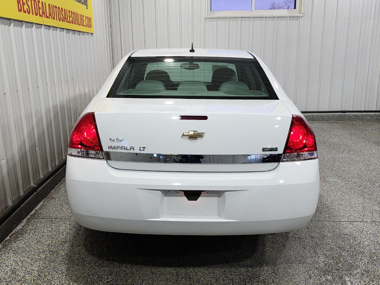 Chevrolet Impala  2010