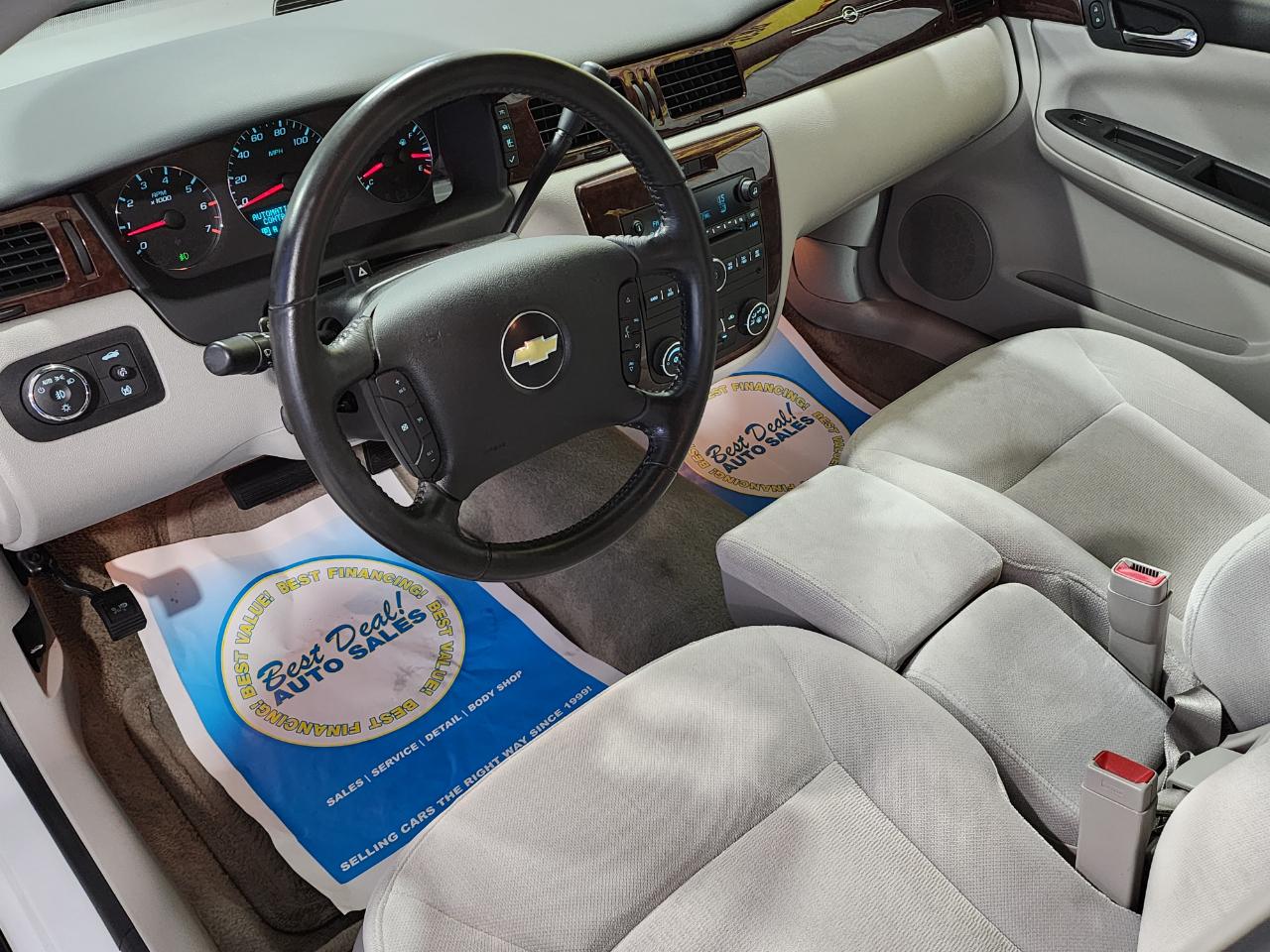 Chevrolet Impala  2010