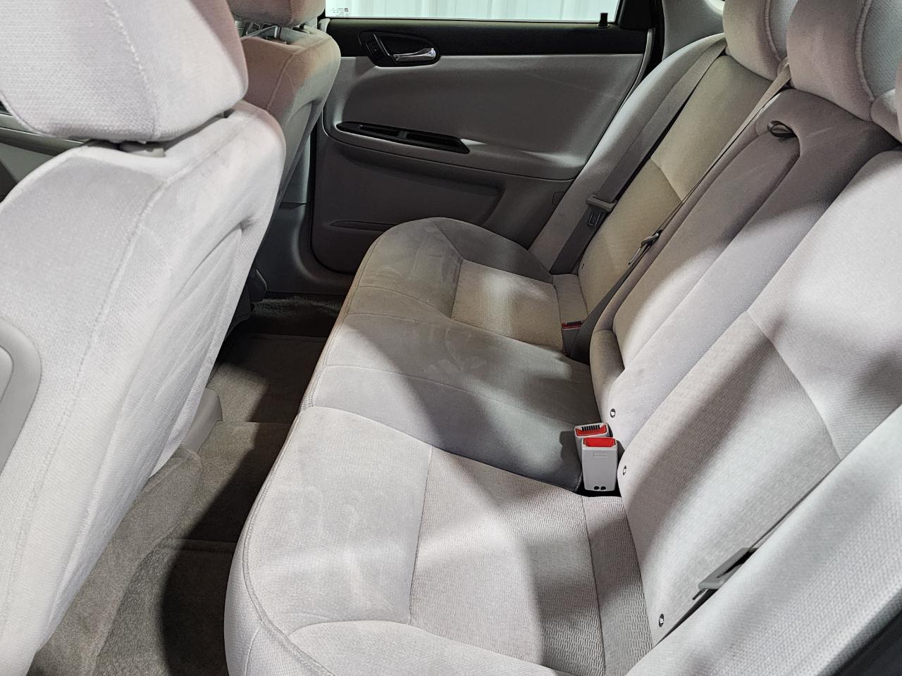 Chevrolet Impala  2010