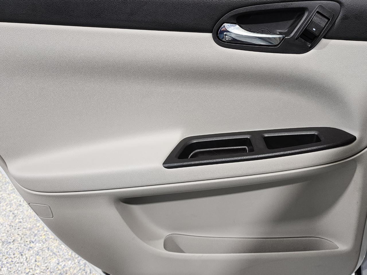 Chevrolet Impala  2010