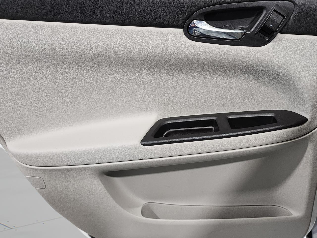 Chevrolet Impala  2010