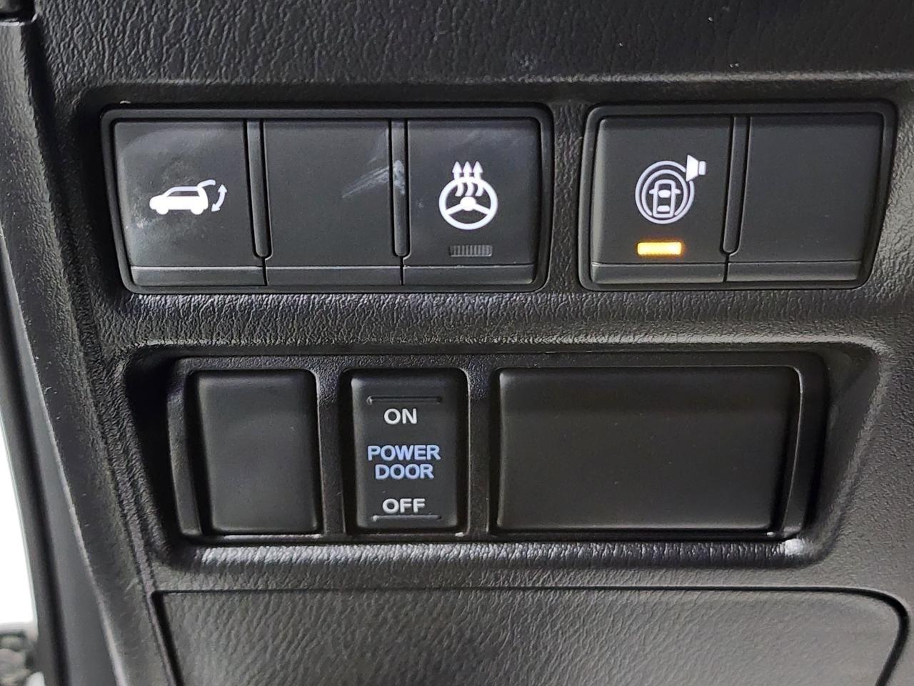 Nissan Armada  2021